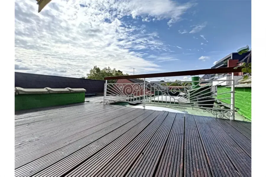 Terrasse - Duplex avec Terrasse au Centre de Dottignies
