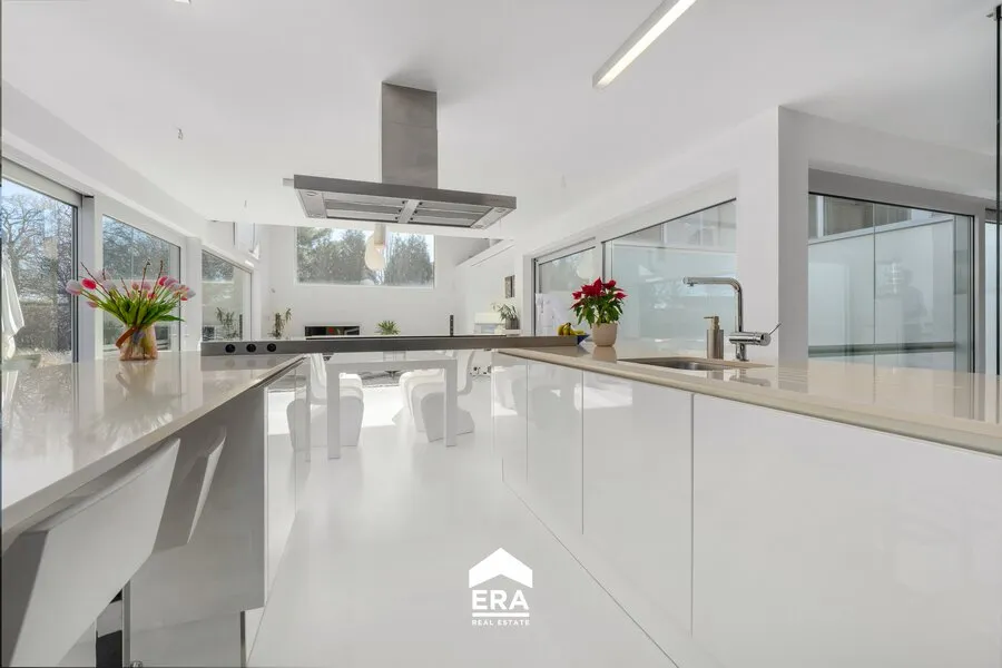Köök - Energy-Efficient House with Poolhouse in the Area