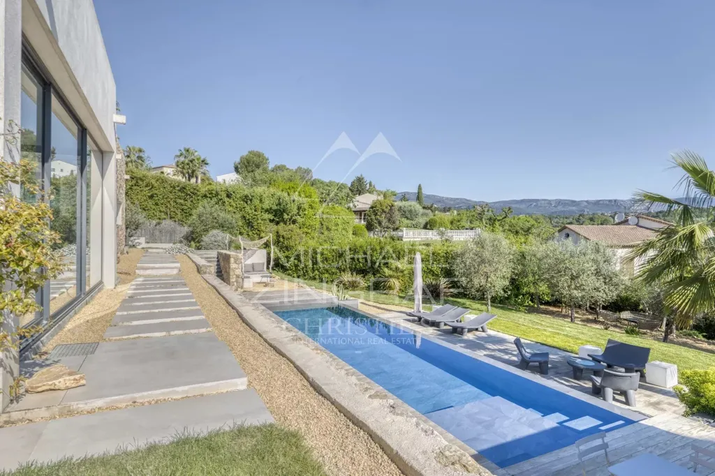 Bassein - Contemporary Villa with Pool near Valbonne