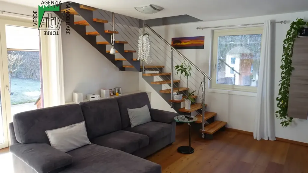 Pièces - Modern Villa with Garden in Cavedago