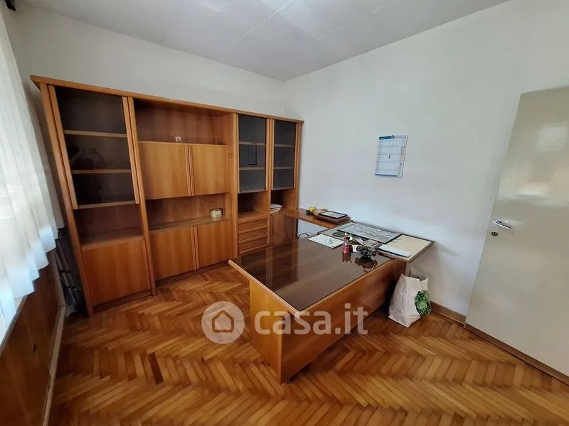 Kabinet - 1950s Villa with Garden in Spilimbergo