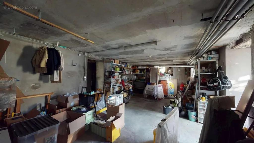 garage