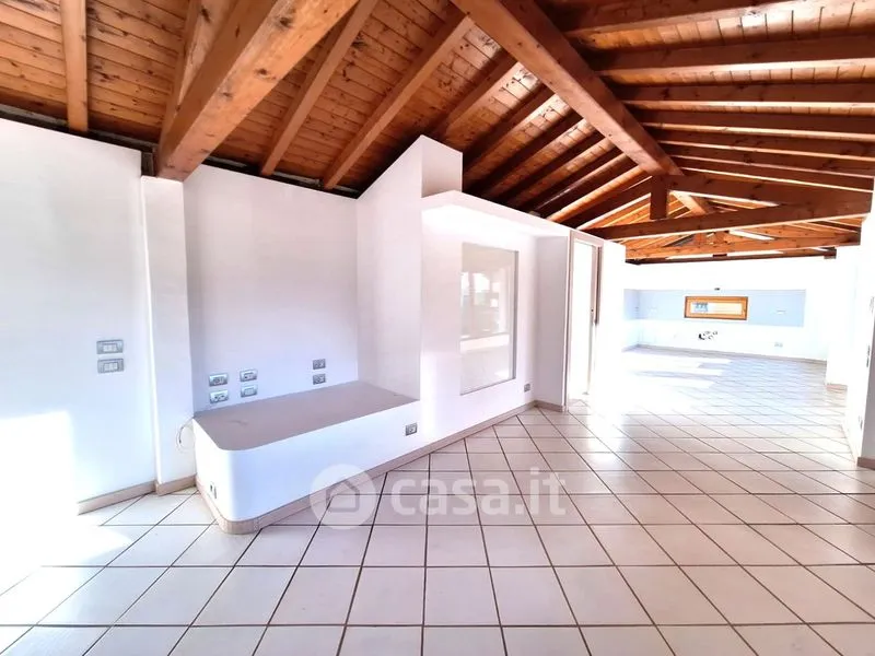 Living Room - Rustic Villa with Private Garden in Trescore Balneario