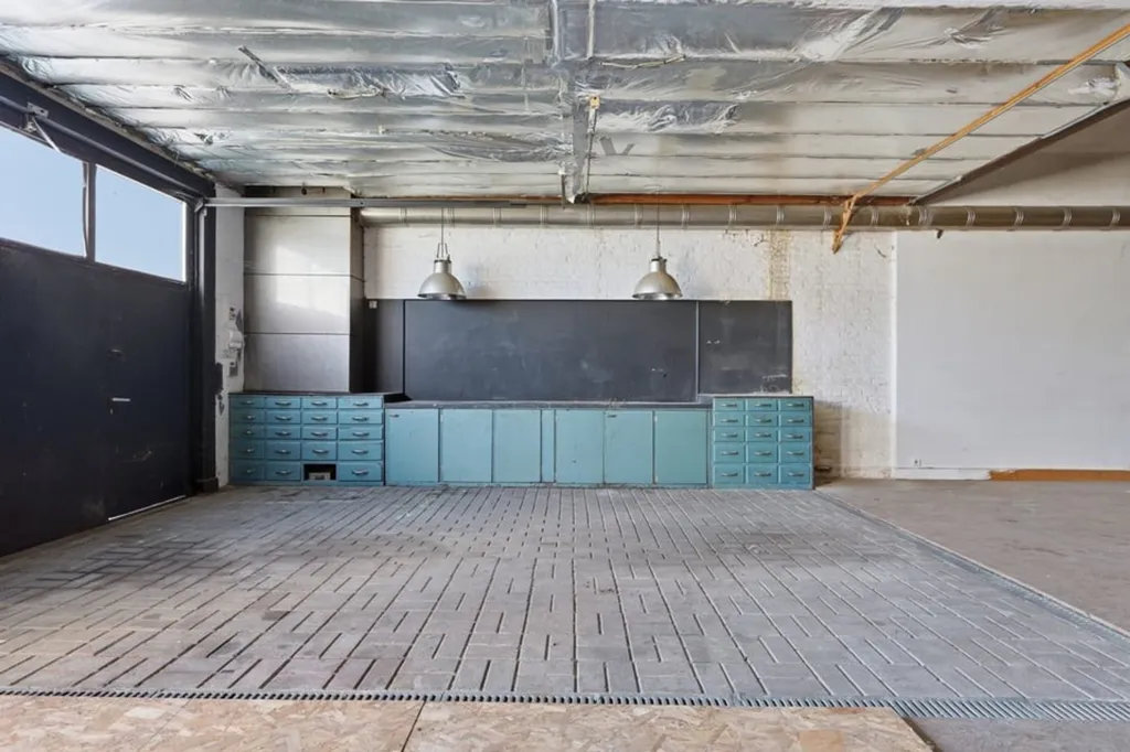 Garage - Open Plan House with Looft in Molenstraat