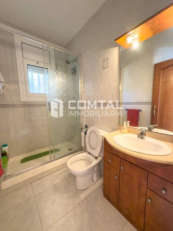 Bathrooms - Luxury Detached House with Private Pool in Cubelles