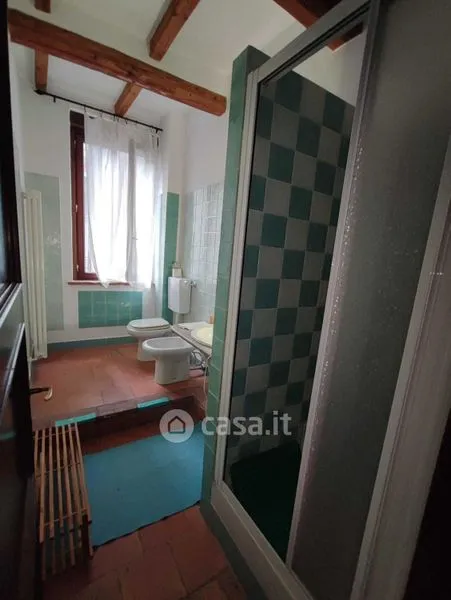 Salles de bain - Two-Level Apartment in Medieval Castell'Arquato