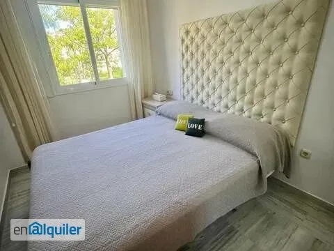 Bedrooms - Apartment with Pool on Bulevar Ashmawi, Marbella