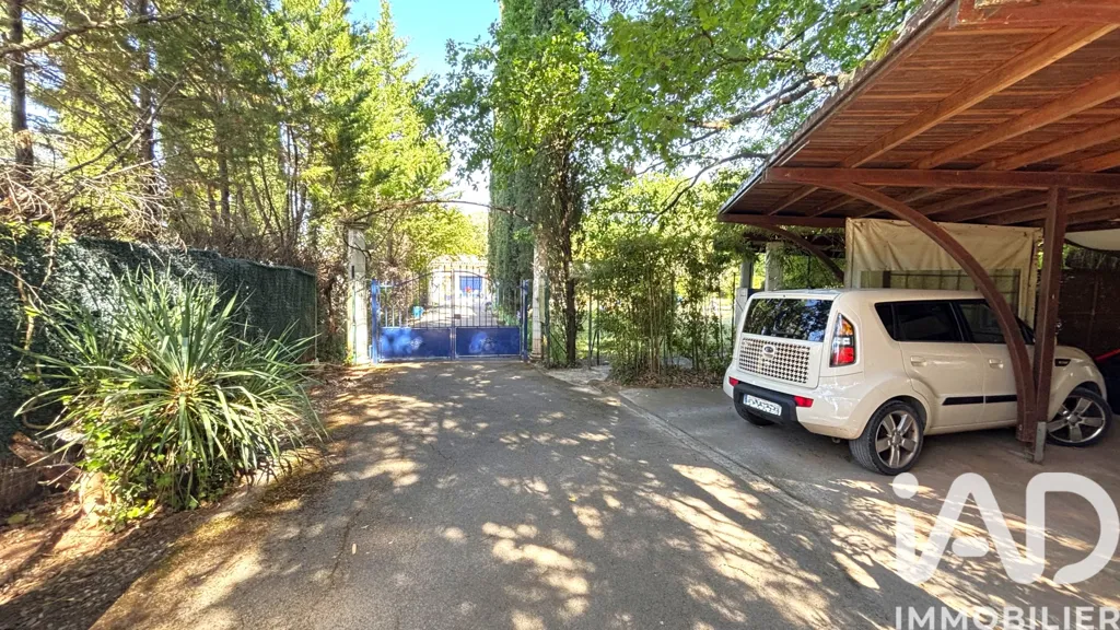 Extérieur - Maison de Plain-Pied avec Piscine au Muy