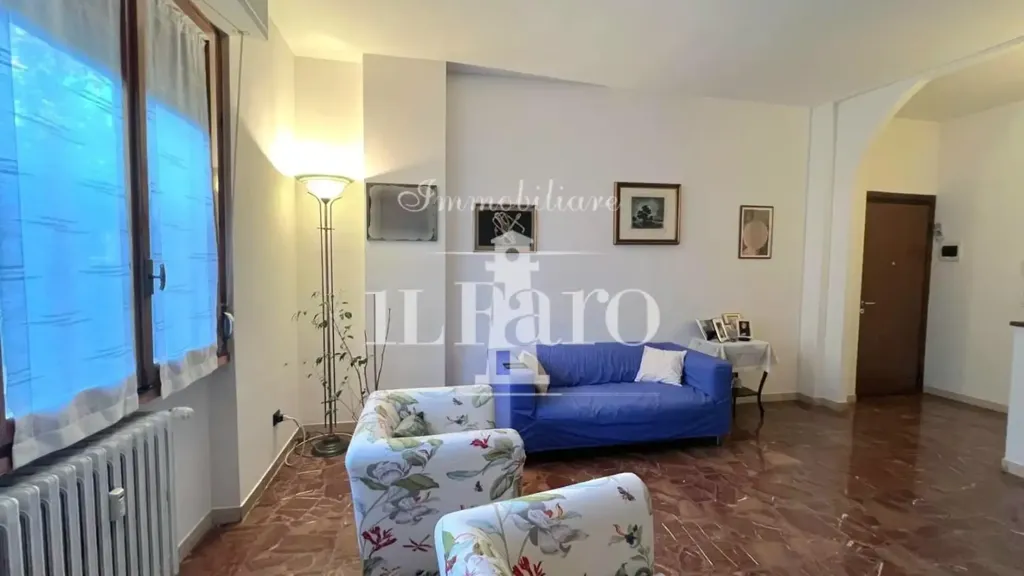 Elutuba - Rustic-Style Apartment with Terrace in Campi Bisenzio