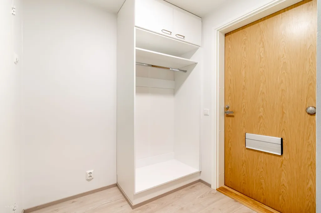 Entrée - Apartment with Balcony in Vantaa, Kivistö