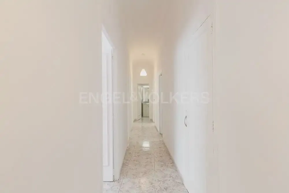 Ingresso - Spacious Flat with High Ceilings in El Botànic