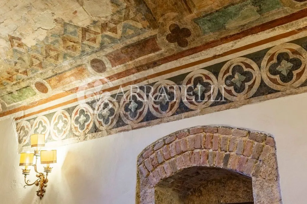 Entrée - Medieval Tower with Panoramic Views in Monteriggioni