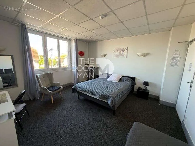 Camere da letto - Charming Hotel with Central Location in Chaumont