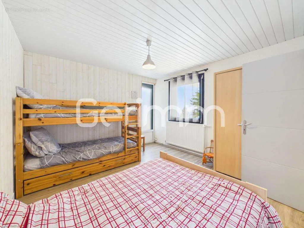 Chambres - Appartement en rez-de-chaussée avec terrasse à Chamrousse