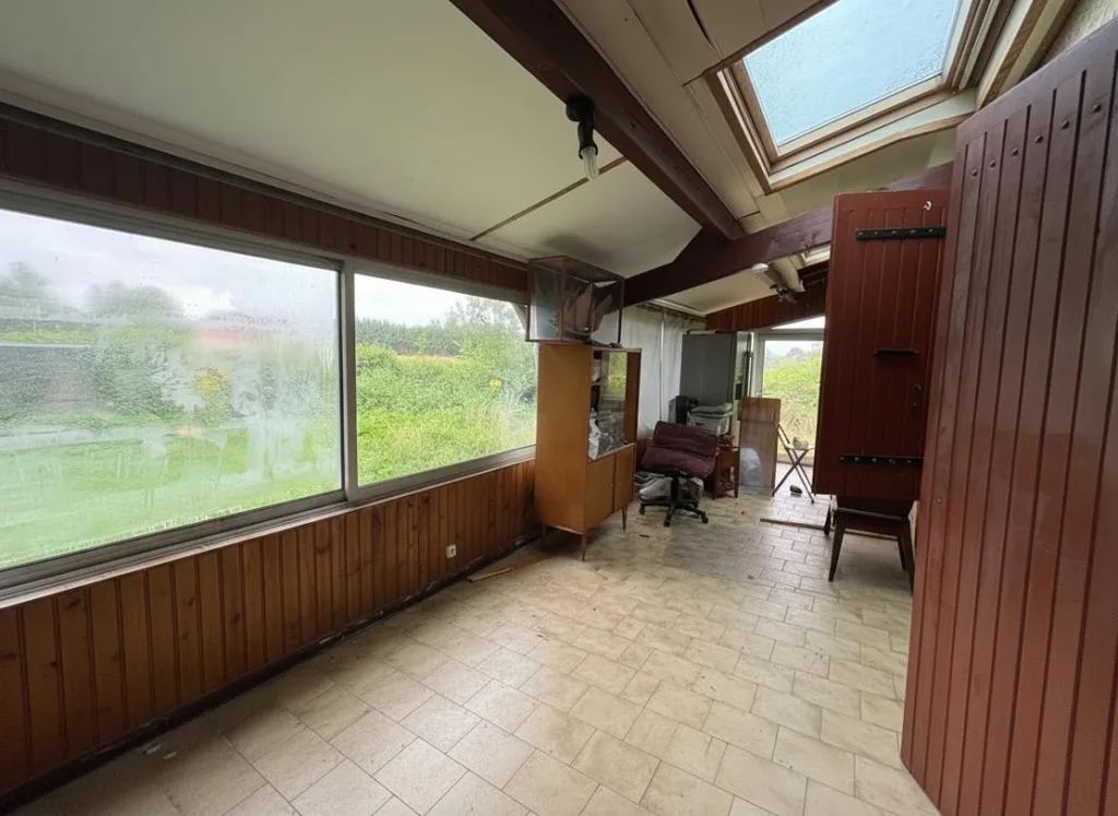 Séjour - Maison à rénover avec véranda à Thenac