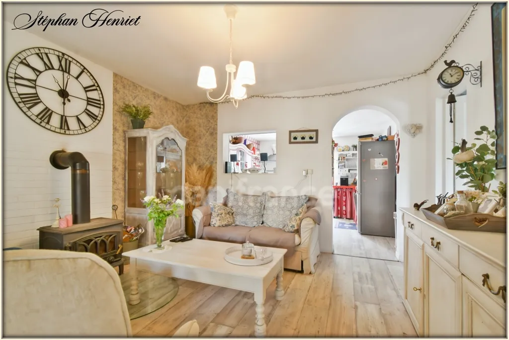 Soggiorno - Two-Unit House with Income Potential in Ardennes