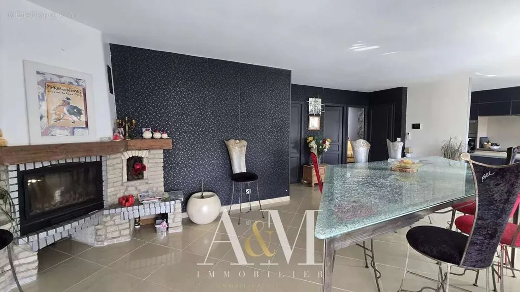 Sala da pranzo - Luxury House with Pool in Le Cailar