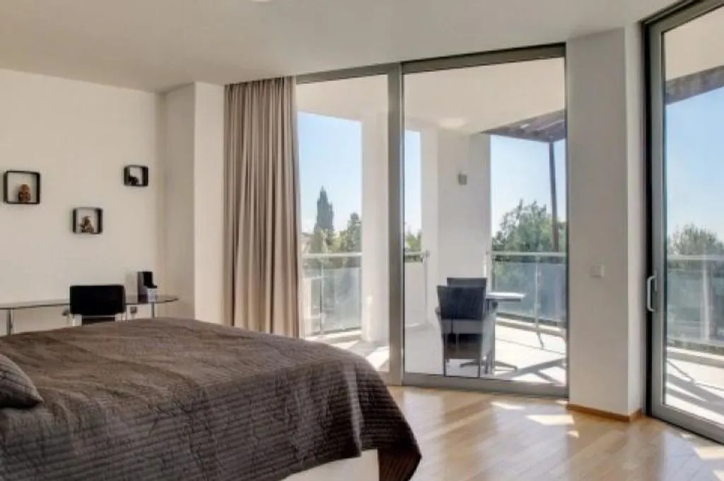 Bedrooms - Semi-Detached Villa with Sea Views in Marbella