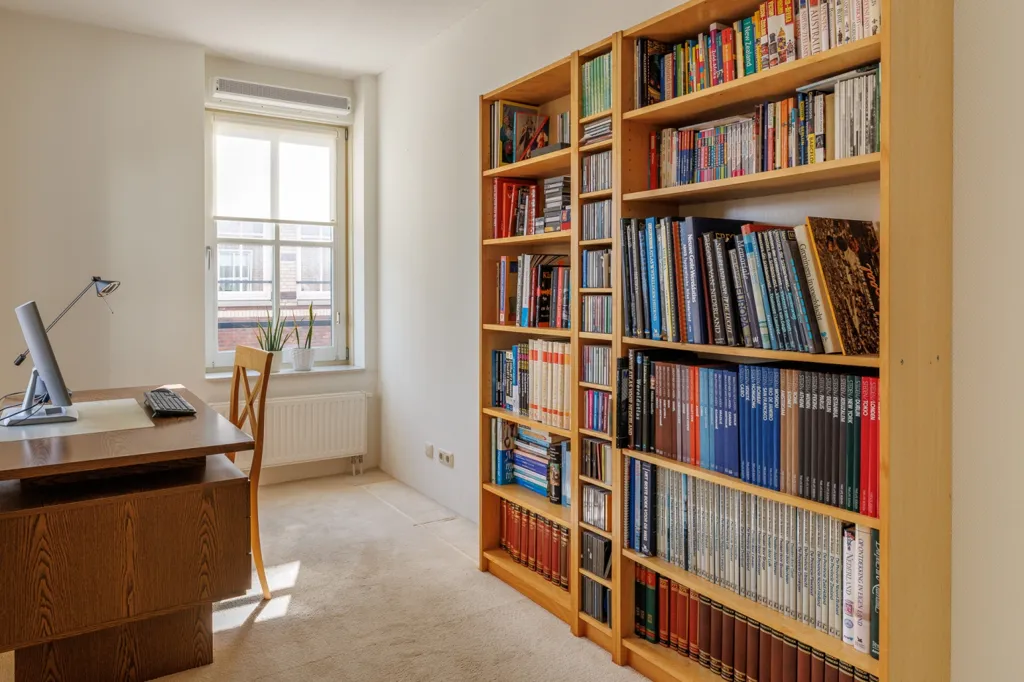 Bureau - Corner Apartment with Balcony in Oldenzaal