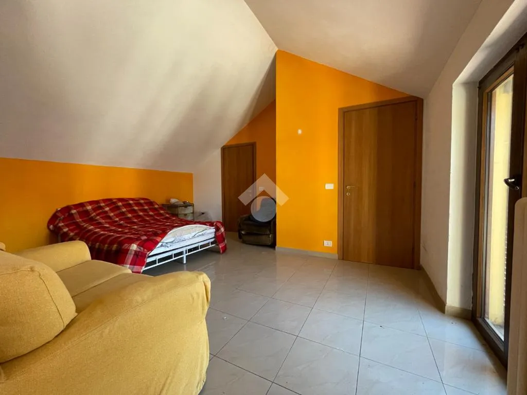 Magamistoad - Mansard Apartment with Terrace in Cassinasco