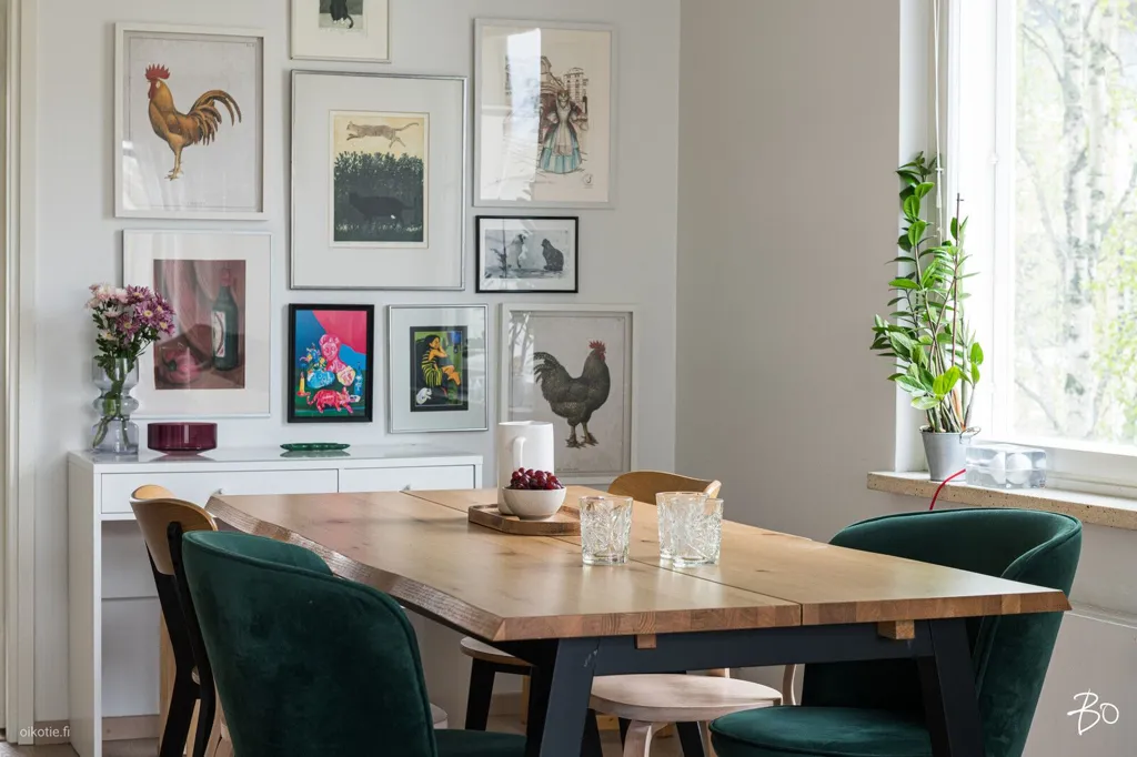 Salle à manger - End-Unit Apartment with Balcony in Armonkallio, Tampere