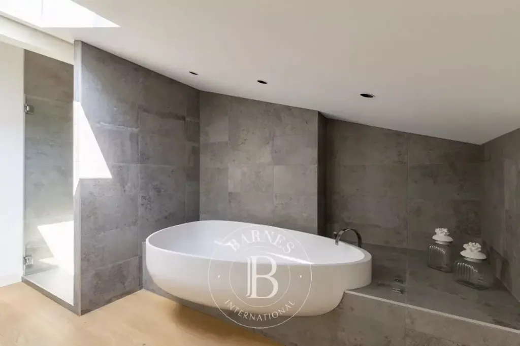 Bagni - Luxury Duplex with Balcony in Bordeaux