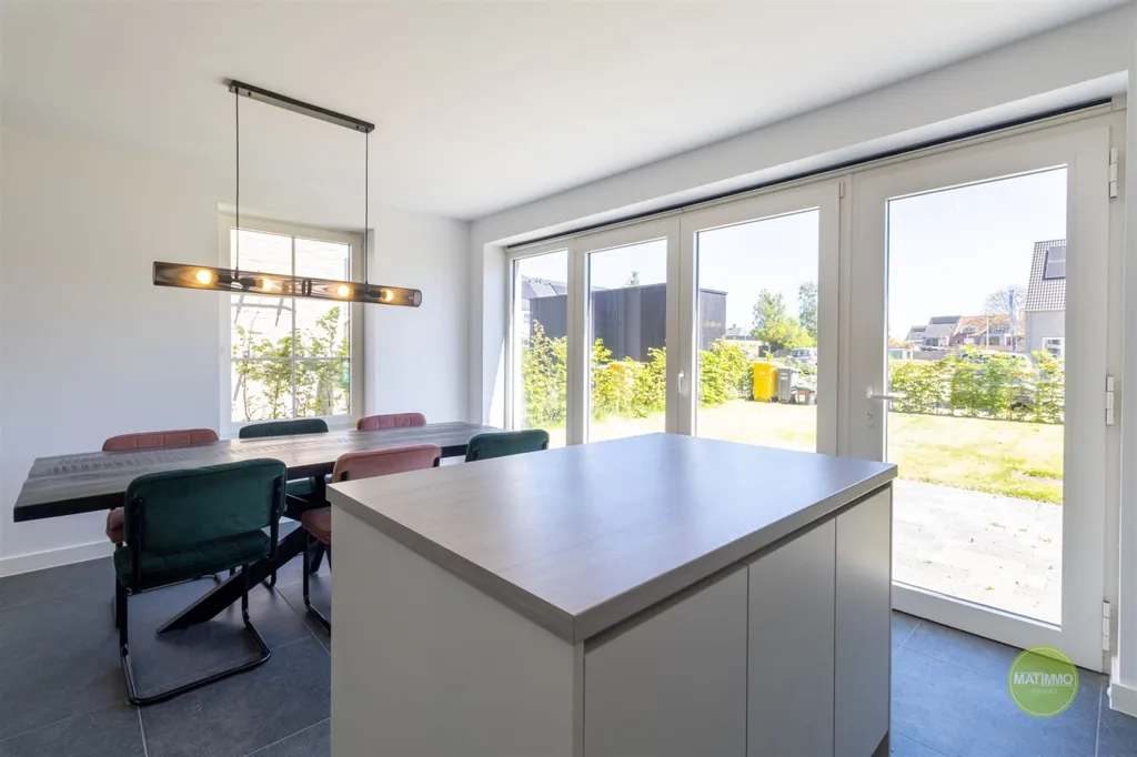 Cuisine - Maison Moderne avec Jardin à Oud-Turnhout