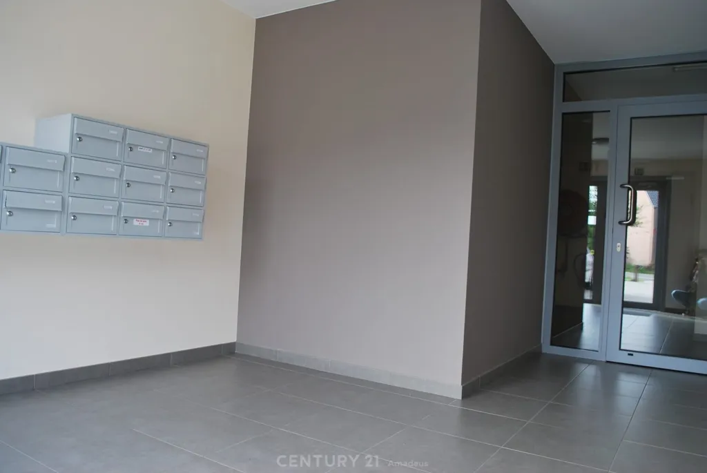 Ingresso - Modern Apartment with Terrace in Tertre
