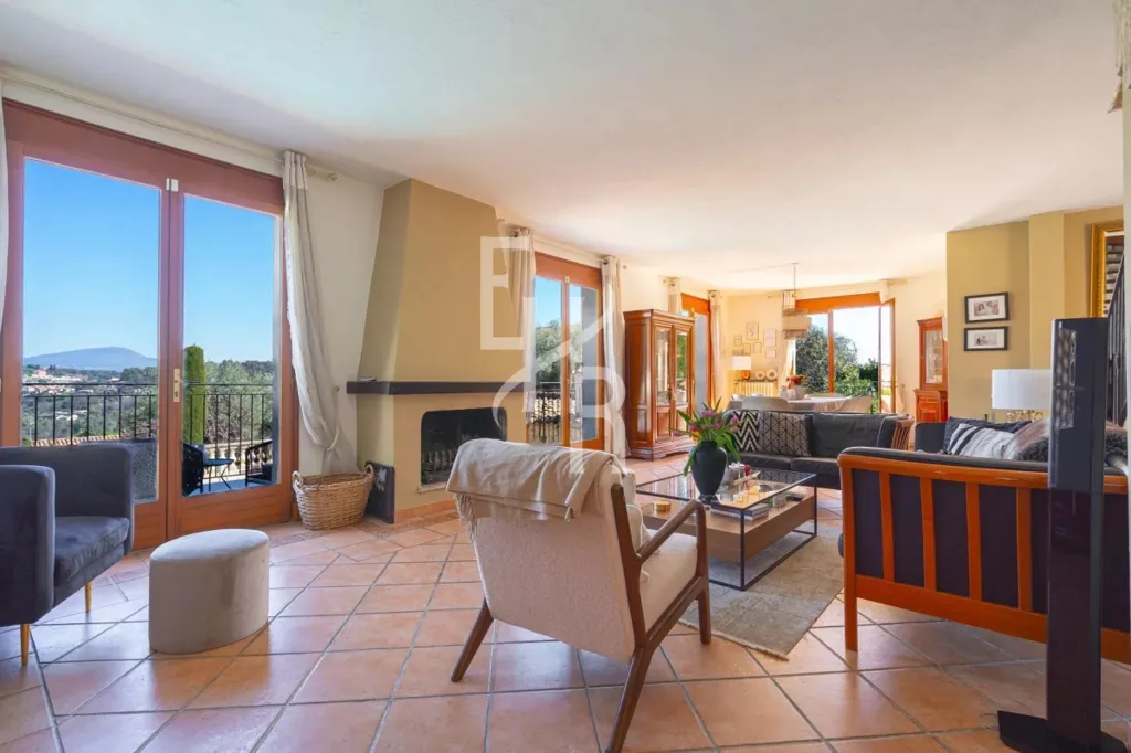 Maison 7 pièces à Vence