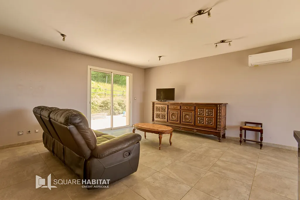 Séjour - Maison Contemporaine avec Piscine à Ledat