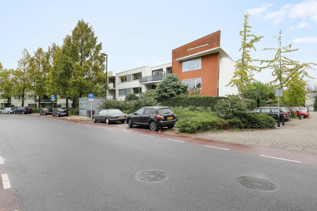 Esterno - Modern Apartment with Lift in Utrecht