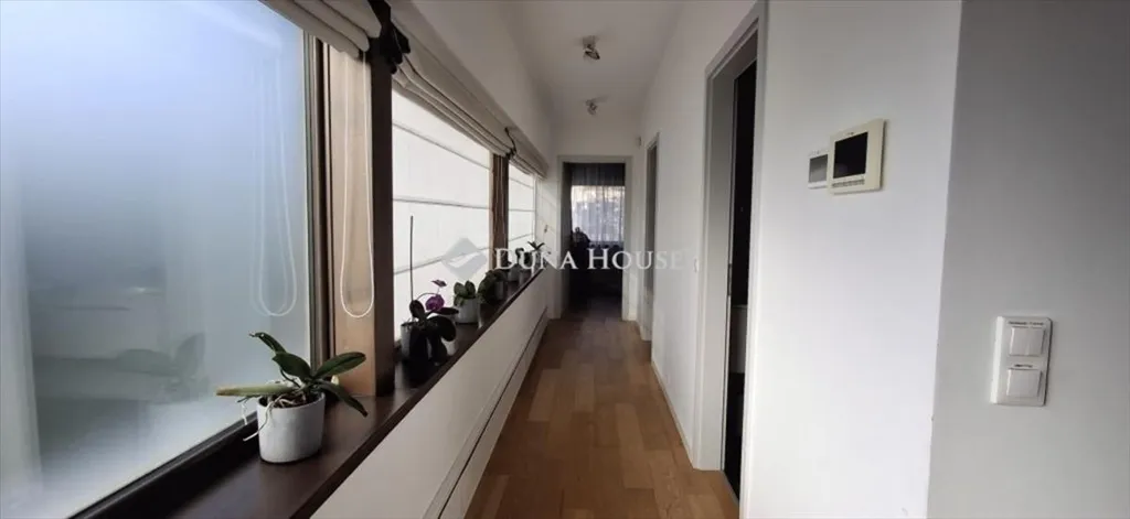 Ingresso - Premium House with Mediterranean Panel in Dunaharaszti