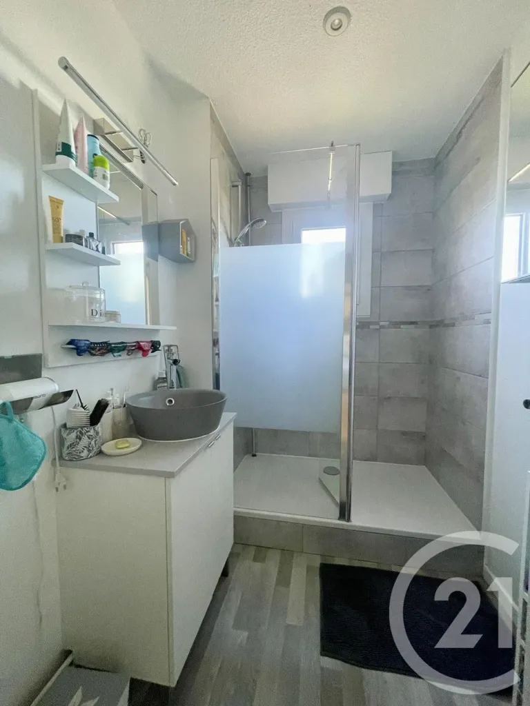 Vannitoad - 3-Bedroom Apartment with Balcony in Blagnac Centre