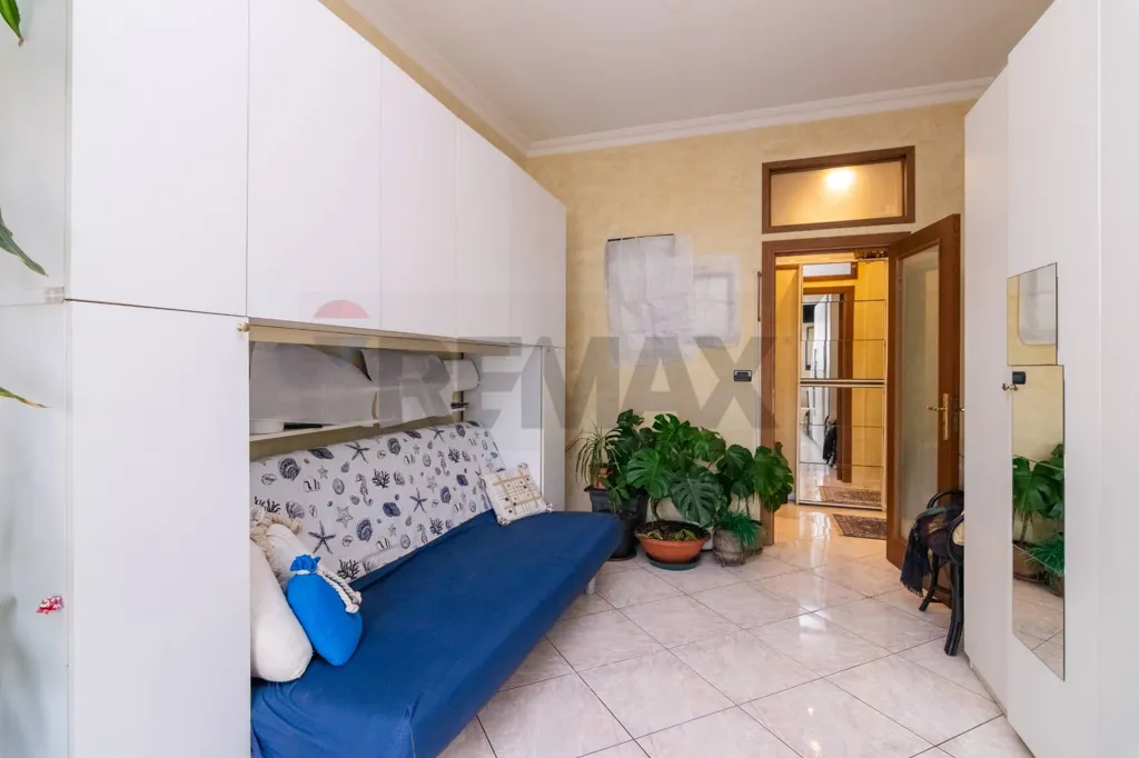 Soggiorno - Apartment with Balcony in Corso Italia, Catania