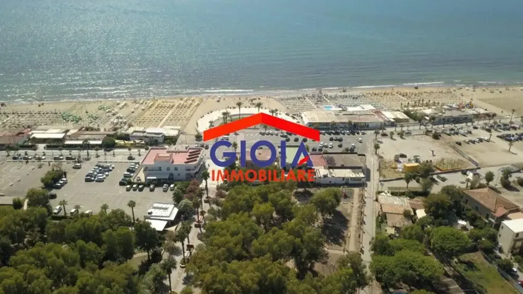 Apartment with Sea View in Mondragone