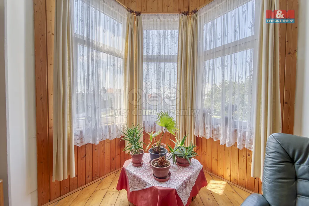 Living Room - Apartment with Workshop in Cheb Centre