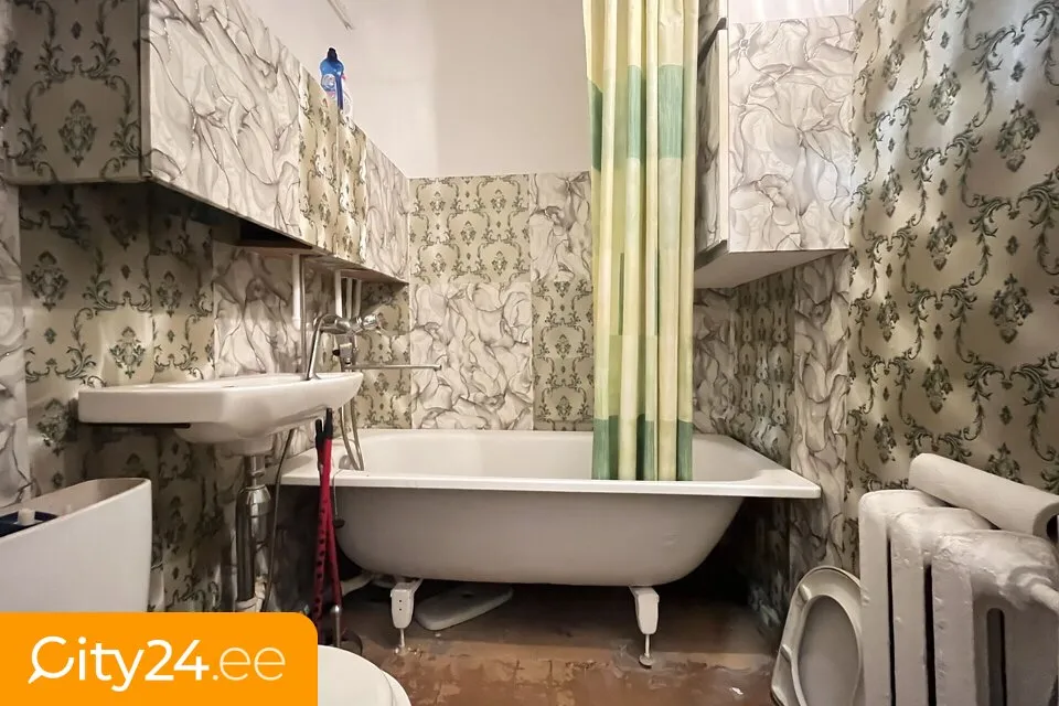 Vannitoad - Sunny Apartment with Central Heating in Kunda
