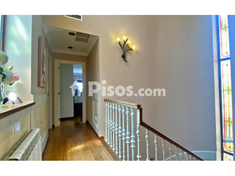 Pièces - Luxury Chalet with Pool in Alicante Golf