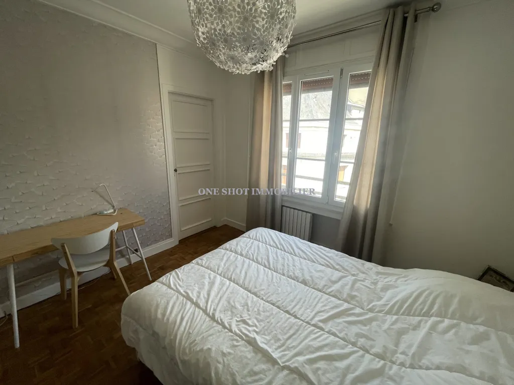 Magamistoad - Bright 3-Bed Flat in Orléans City Centre