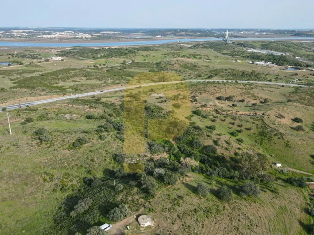 Õhuvaade - Rustic Land with Historical Setting in Castro Marim