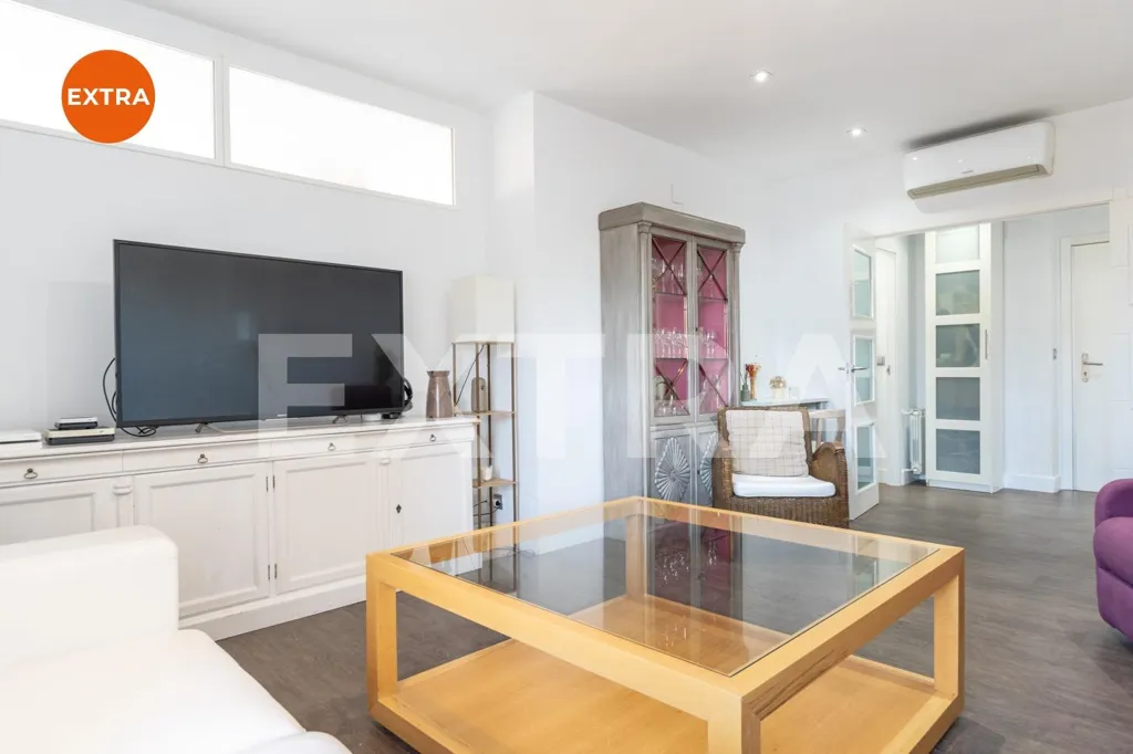 Séjour - Reformated Apartment with Views in Chamartín