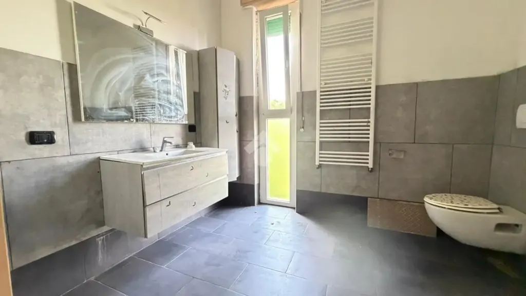 Salles de bain - Independent Apartment with Private Garden in Desio