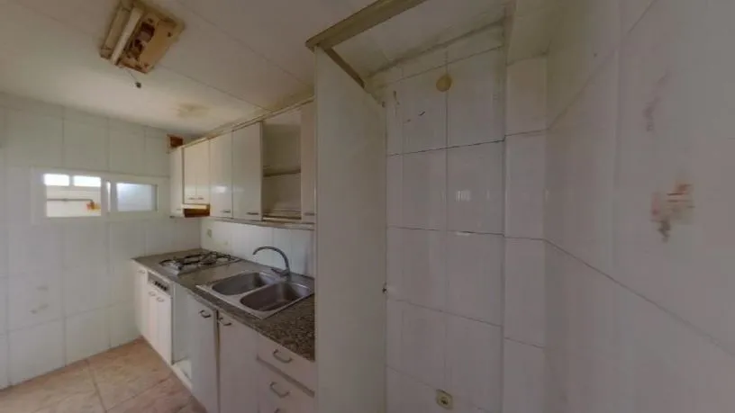 Köök - Apartment with Balcony in Badalona Centre