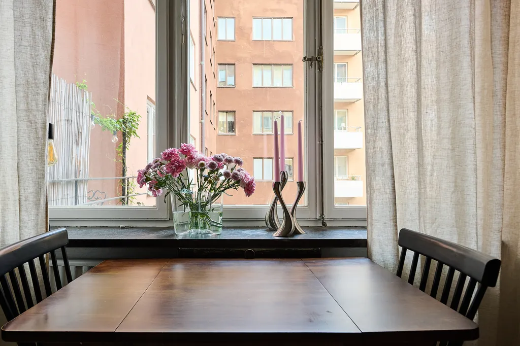 Söögituba - Apartment with Waterfront View in Hornstull
