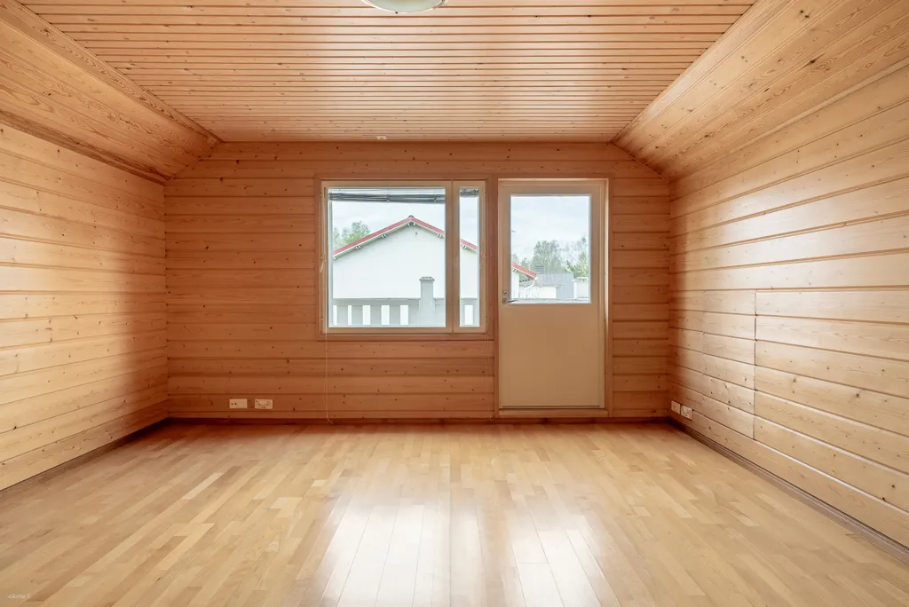 Pièces - Spacious Apartment with Sauna in Helsinki
