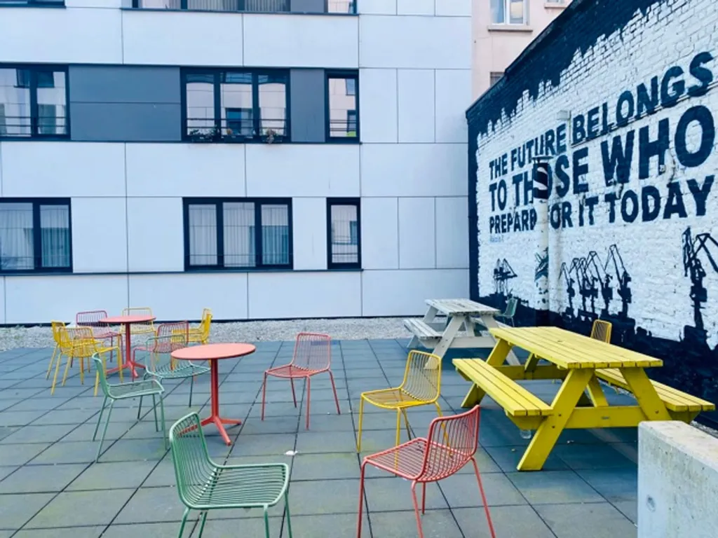 Jardin - Appartement Meublé avec Terrasse à Bruxelles