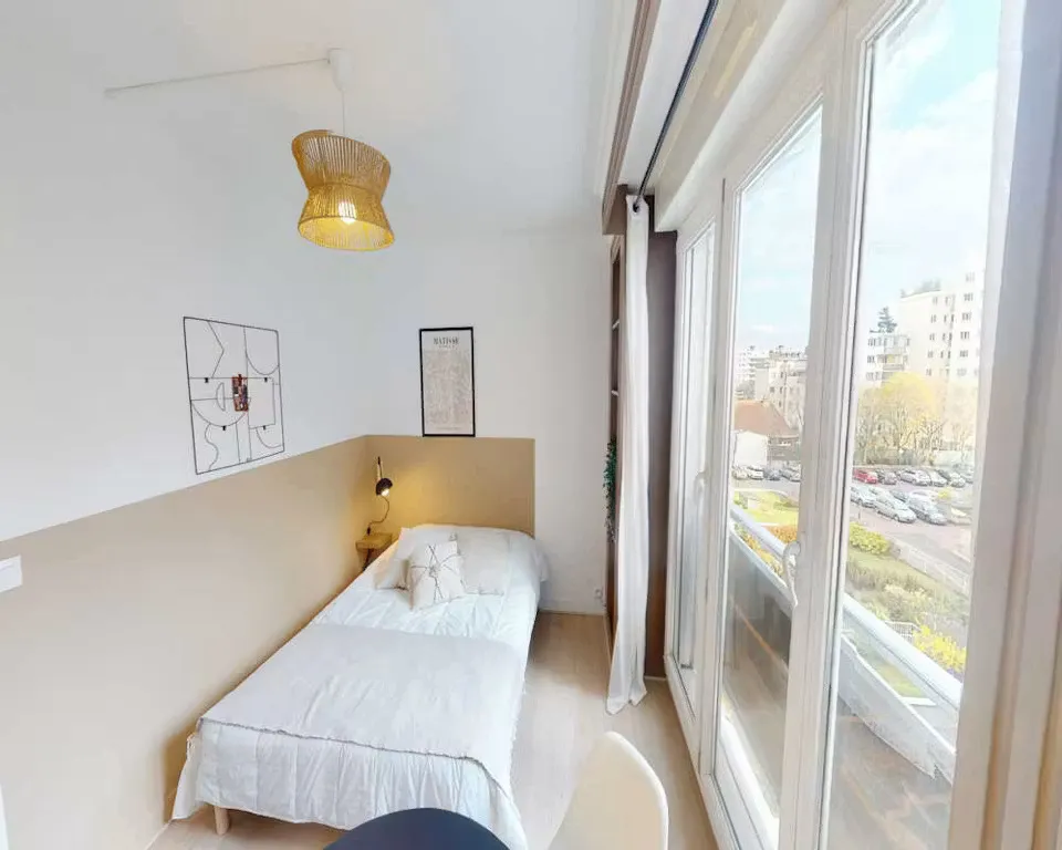 Chambres - Chambre avec Équipements à Asnières-sur-Seine