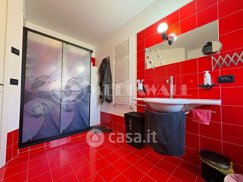 Salles de bain - Bifamiliar House with Solar Panels in Aviano