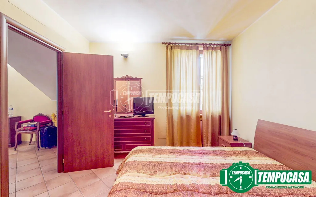 Magamistoad - Rustic Semi-Independent House with Terrace in Lu