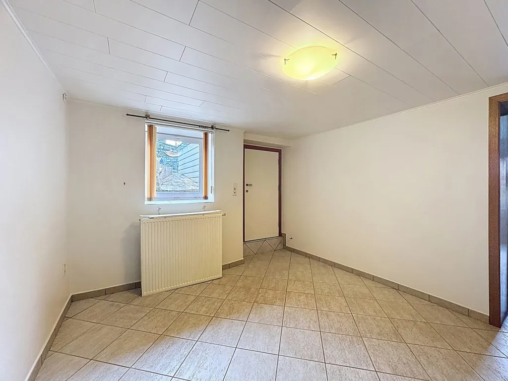 Toad - Apartment with Shared Garden in Houffalize